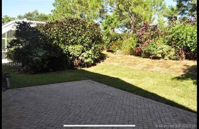 5 Lake Eden Drive, Boynton Beach, FL 33435