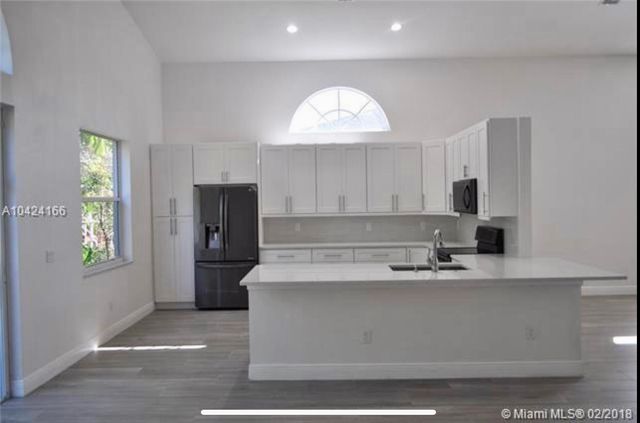 5 Lake Eden Drive, Boynton Beach, FL 33435