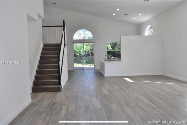 5 Lake Eden Drive, Boynton Beach, FL 33435