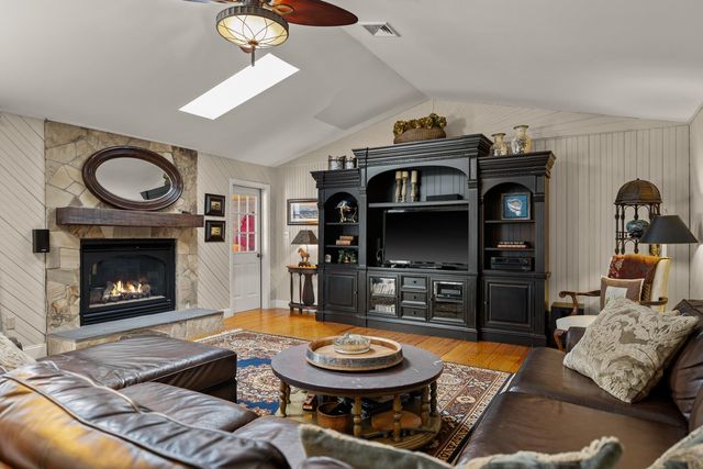 6 Isaac Lucas Circle, Dover, NH 03820