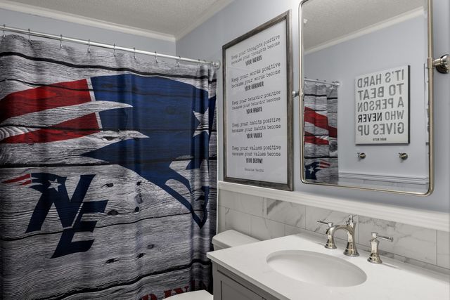 6 Isaac Lucas Circle, Dover, NH 03820