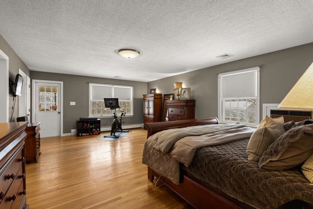 6 Isaac Lucas Circle, Dover, NH 03820