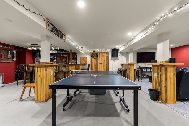 6 Isaac Lucas Circle, Dover, NH 03820