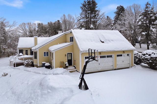 6 Isaac Lucas Circle, Dover, NH 03820
