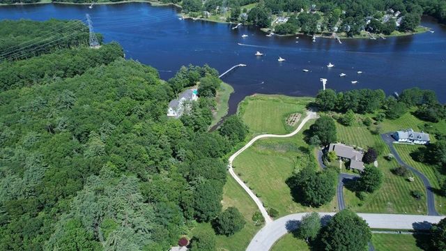 6 Isaac Lucas Circle, Dover, NH 03820