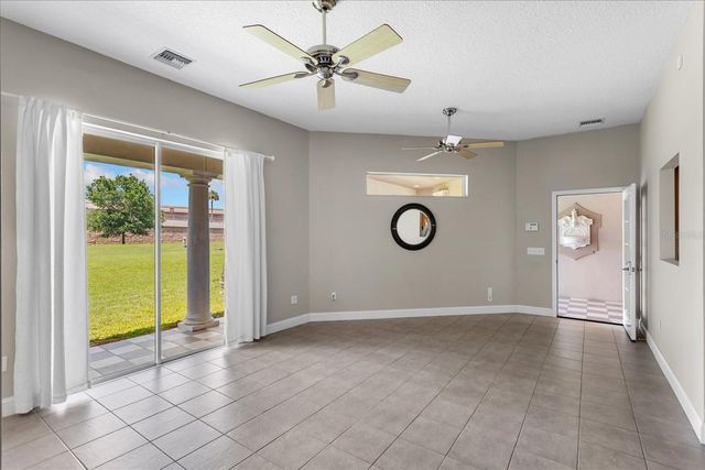 180 RIVER OAKS CIRCLE, Sanford, FL 32771