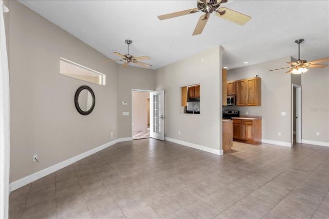 180 RIVER OAKS CIRCLE, Sanford, FL 32771