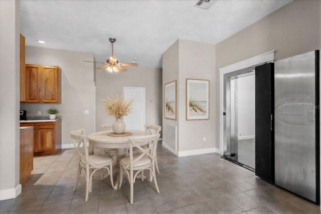 180 RIVER OAKS CIRCLE, Sanford, FL 32771