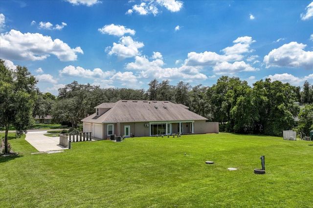 180 RIVER OAKS CIRCLE, Sanford, FL 32771