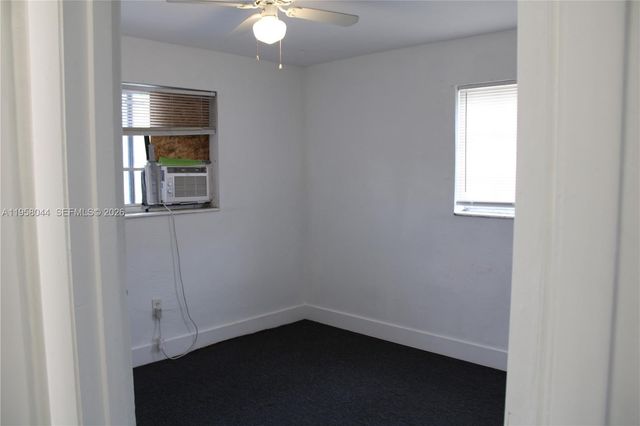 1601 NW 81st St 1601, Miami, FL 33147