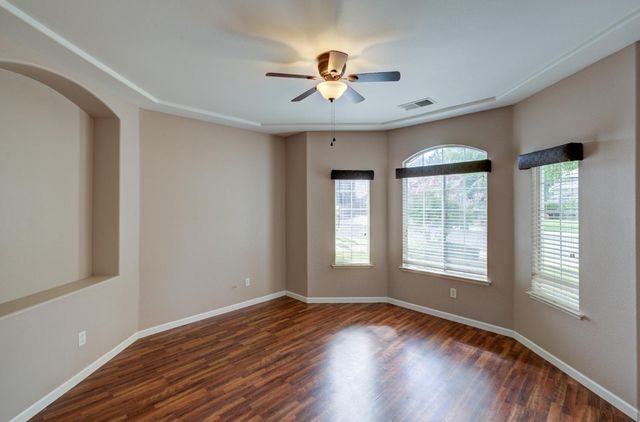 2898 E Pryor Drive, Fresno, CA 93720