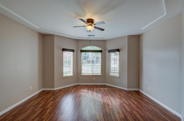 2898 E Pryor Drive, Fresno, CA 93720