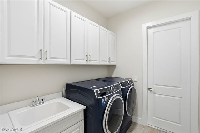 3635 Sapphire Cove CIR, Naples, FL 34114