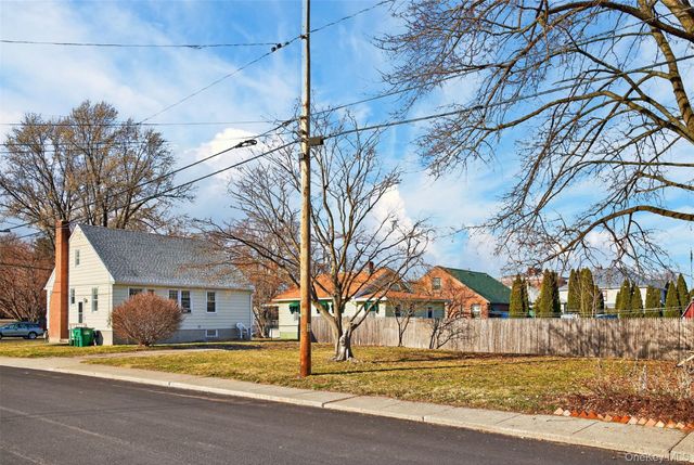 36 S Walnut Street, Beacon, NY 12508