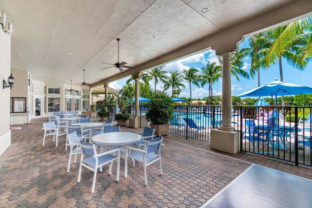 5318 Vernio Lane, Boynton Beach, FL 33437