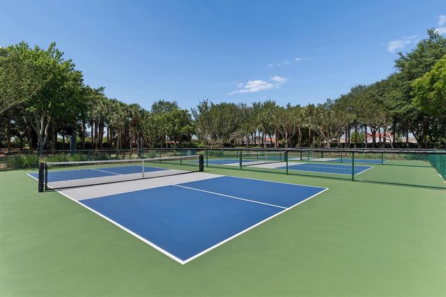 5318 Vernio Lane, Boynton Beach, FL 33437