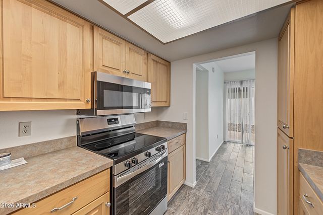 932 E Michigan Avenue, Phoenix, AZ 85022