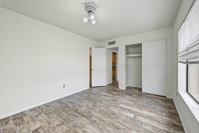 932 E Michigan Avenue, Phoenix, AZ 85022
