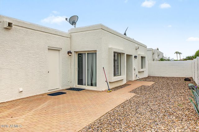 932 E Michigan Avenue, Phoenix, AZ 85022