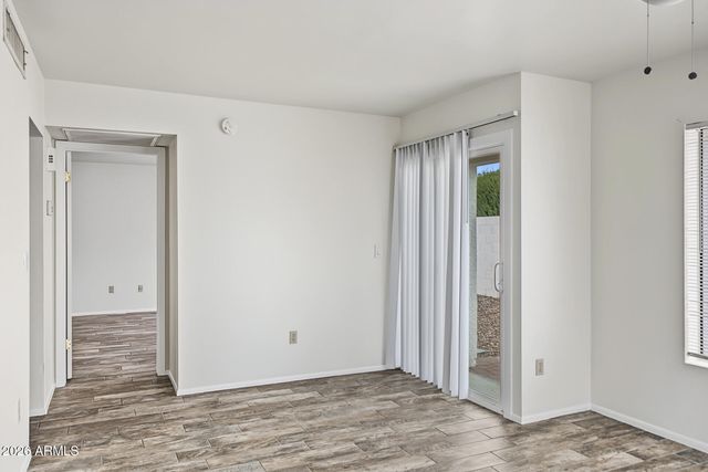 932 E Michigan Avenue, Phoenix, AZ 85022