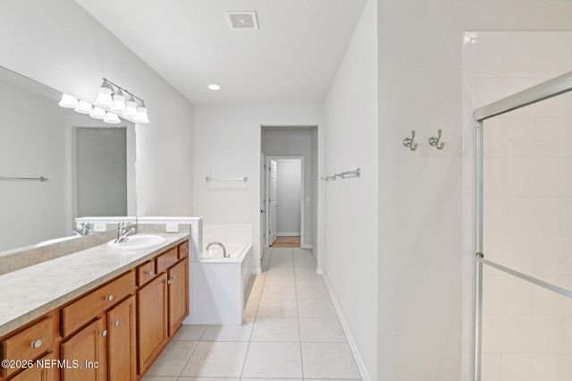 14038 SADDLEHILL Court, Jacksonville, FL 32258