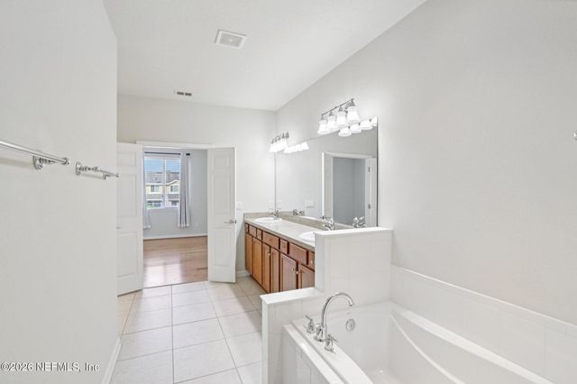 14038 SADDLEHILL Court, Jacksonville, FL 32258