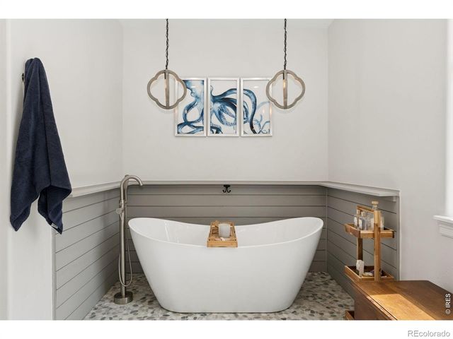 1744 Montgomery Circle, Longmont, CO 80504