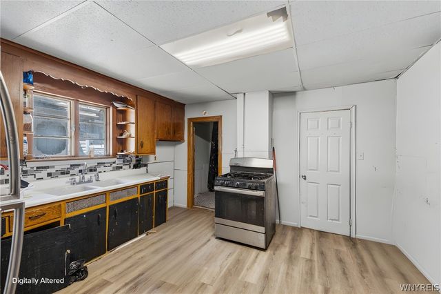 25 Thomas Street, Buffalo, NY 14206