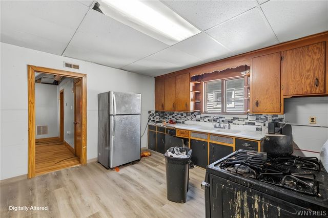 25 Thomas Street, Buffalo, NY 14206