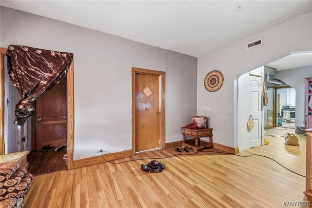 25 Thomas Street, Buffalo, NY 14206