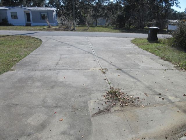 18415 SE 58TH PLACE, Ocklawaha, FL 32179