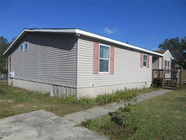 18415 SE 58TH PLACE, Ocklawaha, FL 32179