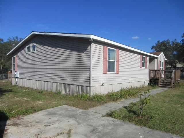 18415 SE 58TH PLACE, Ocklawaha, FL 32179