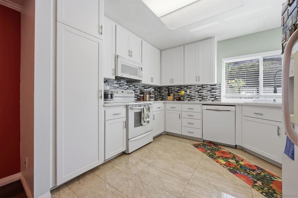 16037 Blazewood Way, San Diego, CA 92127 — photo 3