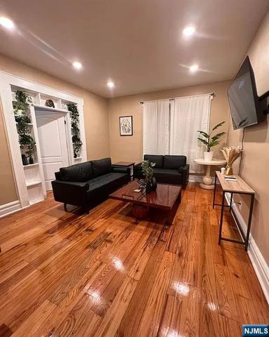 539-541 18th Avenue, Newark, NJ 07103