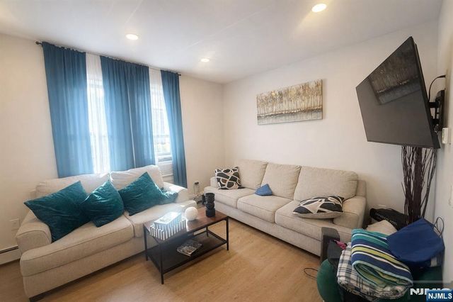 539-541 18th Avenue, Newark, NJ 07103