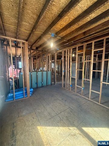 539-541 18th Avenue, Newark, NJ 07103