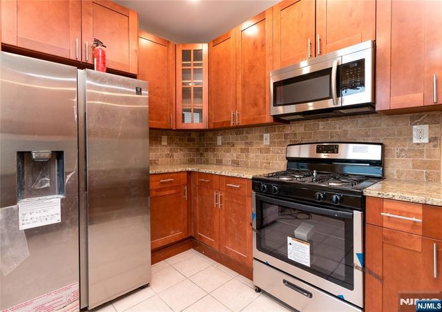 539-541 18th Avenue, Newark, NJ 07103