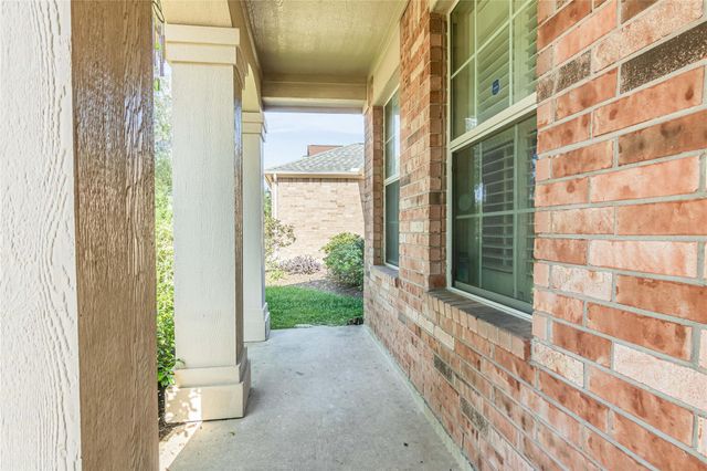 16418 Misty Paloma Drive, Houston, TX 77049