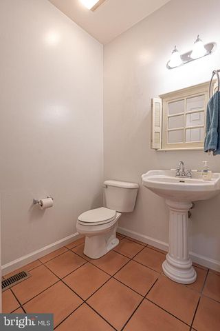 12529 DEER POINT CIR, Berlin, MD 21811