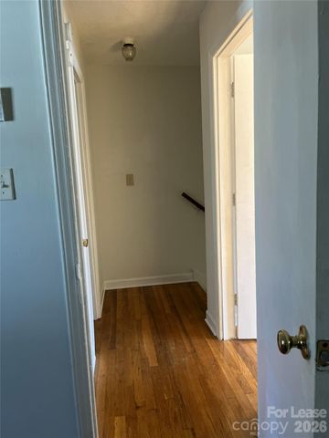 2667 Dr Carver Road 3, Charlotte, NC 28208