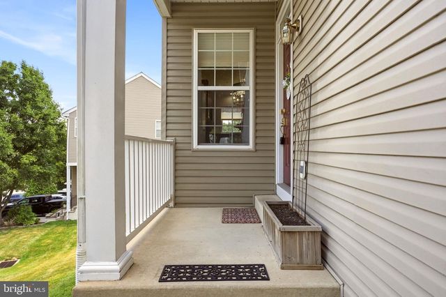 404 FORT HILL CIR, Fort Washington, PA 19034