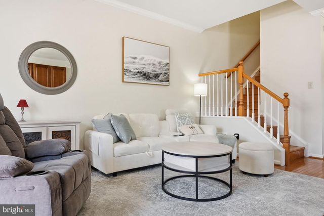 404 FORT HILL CIR, Fort Washington, PA 19034