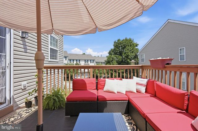 404 FORT HILL CIR, Fort Washington, PA 19034
