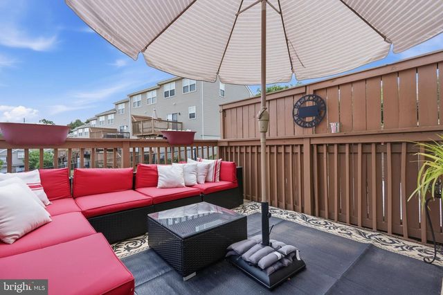 404 FORT HILL CIR, Fort Washington, PA 19034