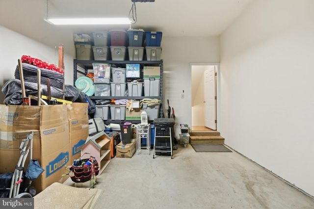 404 FORT HILL CIR, Fort Washington, PA 19034