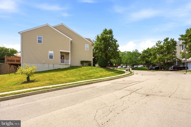 404 FORT HILL CIR, Fort Washington, PA 19034