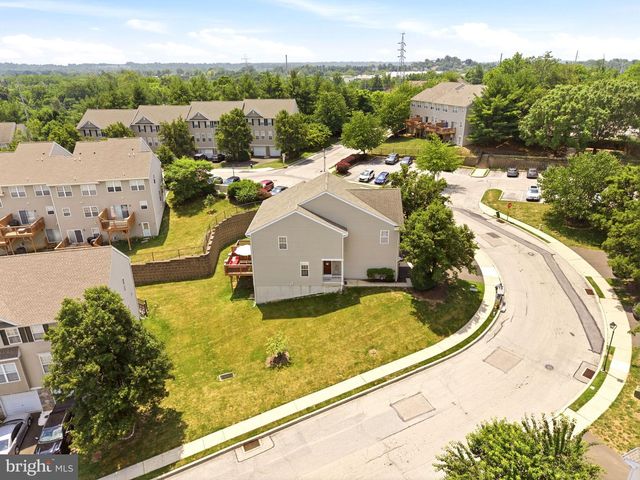 404 FORT HILL CIR, Fort Washington, PA 19034