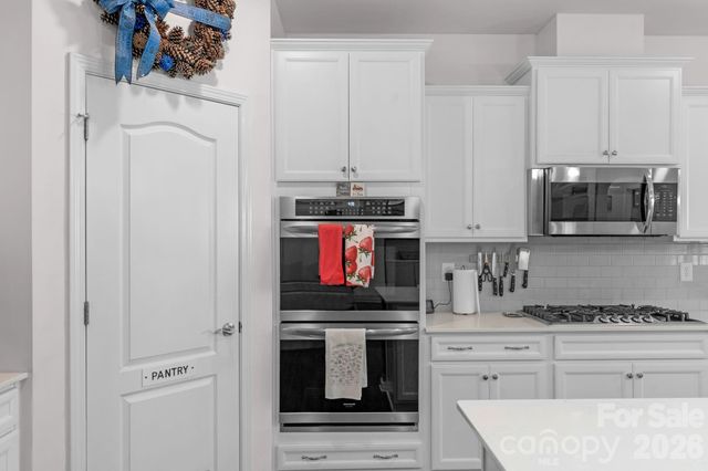 4040 Deep River Way, Waxhaw, NC 28173