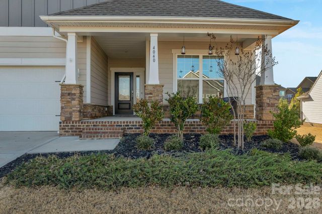 4040 Deep River Way, Waxhaw, NC 28173